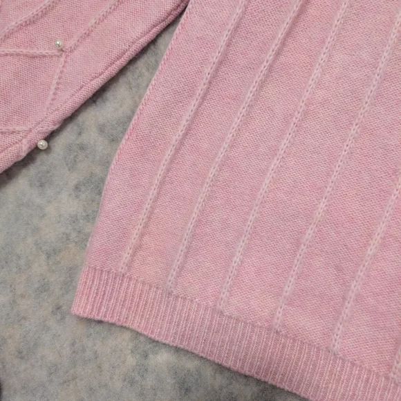 Cozy Pink Pearl Puff Sleeve Sweater | Winter Outfit Holiday Party Chic – Size M - Picture 9 of 16